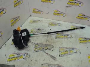 Gebrauchte Türschlossmechanik 4-türig links hinten Chevrolet Volt 1.4 16V Preis € 31,50 Margenregelung angeboten von Binckhorst BV