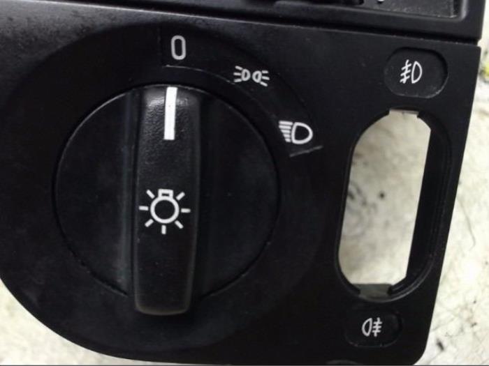 Light switch from a BMW 3 serie Touring (E36/3) 316i 1999