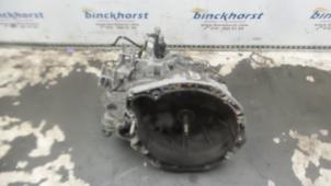 Used Gearbox Renault Scénic II (JM) 2.0 16V Price € 210,00 Margin scheme offered by Binckhorst BV