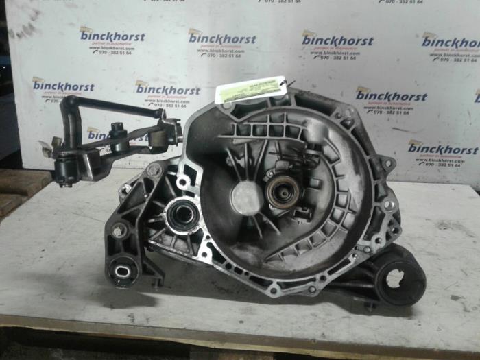 Gebrauchte Getriebe Opel Corsa C (F08/68) 1.7 DTI 16V Preis € 105,00 Margenregelung angeboten von Binckhorst BV