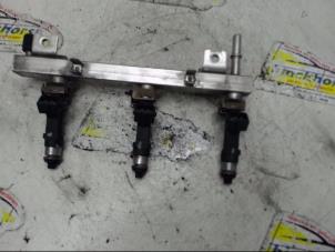 Used Fuel injector nozzle Opel Corsa C (F08/68) 1.0 12V Twin Port Price € 26,25 Margin scheme offered by Binckhorst BV