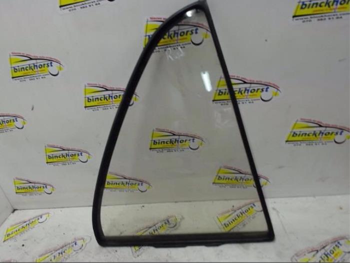 Usados Ventanilla triangular derecha detrás Daihatsu Charade (G200/201/202/203/204) 1.3i TX/CX 16V Precio € 26,25 Norma de margen ofrecido por Binckhorst BV