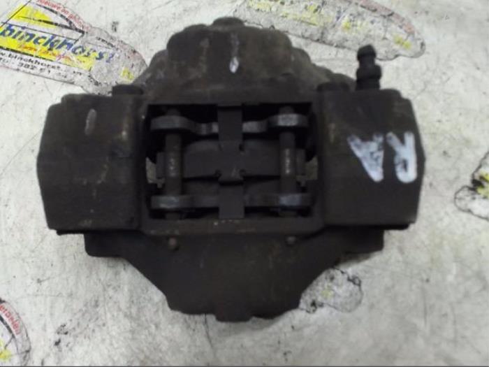 Gebrauchte Bremszange rechts hinten Volvo 940 I Estate 2.3i (LPT) Polar Preis € 42,00 Margenregelung angeboten von Binckhorst BV