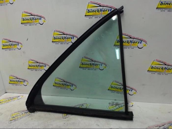 Usados Ventanilla triangular derecha detrás Mercedes E (W210) 3.2 E-320 V6 18V Precio € 26,25 Norma de margen ofrecido por Binckhorst BV