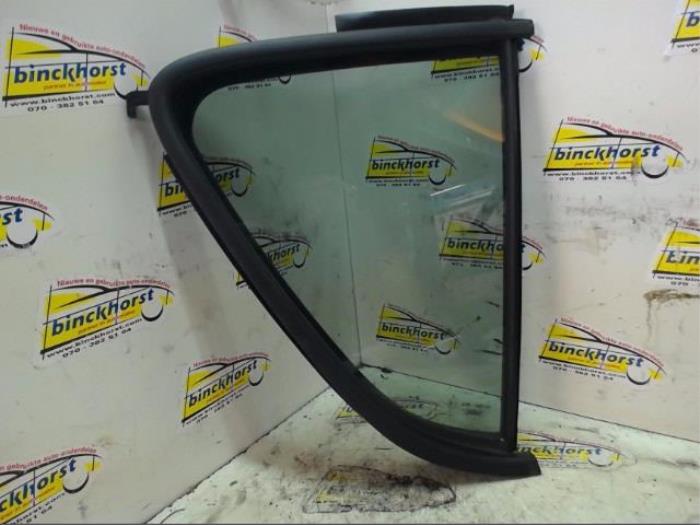 Usados Ventanilla triangular derecha detrás Opel Agila (B) 1.0 12V Precio € 26,25 Norma de margen ofrecido por Binckhorst BV