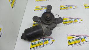 Used Front wiper motor Daewoo Lanos (TA/TF08/48/86) 1.5 Price € 31,50 Margin scheme offered by Binckhorst BV