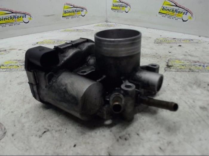 Usagé Boitier papillon Volkswagen Polo III (6N2) 1.4 Prix € 26,25 Règlement à la marge proposé par Binckhorst BV