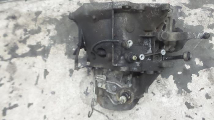 Gebrauchte Getriebe Peugeot Partner 1.6 HDI 75 Preis € 315,00 Margenregelung angeboten von Binckhorst BV