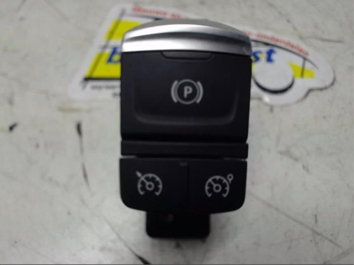 Gebrauchte Handbremse Schalter Renault Kadjar (RFEH) 1.2 Energy TCE 130 Preis € 26,25 Margenregelung angeboten von Binckhorst BV