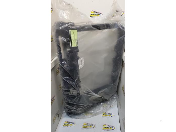 Nya Front Citroen C3 Pris € 35,99 Inklusive moms erbjuds av Binckhorst BV