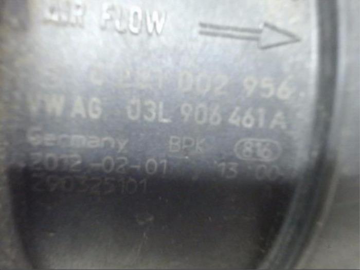 Luftmengenmesser van een Volkswagen Touran (1T3) 2.0 TDI 16V 140 2012