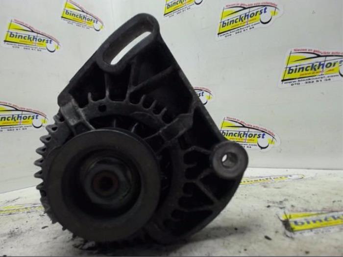Begagnade Dynamo Fiat Punto II (188) 1.2 16V Pris € 36,75 Marginaltabell erbjuds av Binckhorst BV