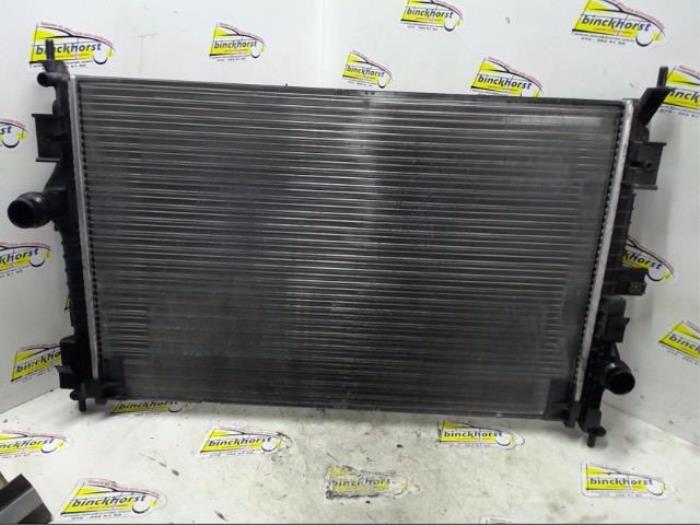 Used Radiator Citroen C4 Grand Picasso (3A) 1.6 16V THP 155 Price € 84,00 Margin scheme offered by Binckhorst BV