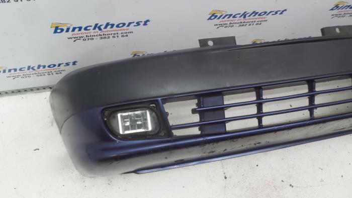 Front bumper from a Alfa Romeo 145 (930A) 1.6 ie 1995