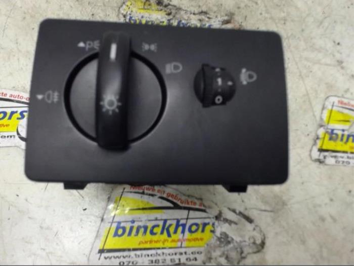 Light switch from a Ford Focus 2 1.4 16V 2005