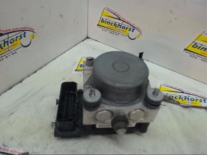 Usagé Pompe ABS Fiat Grande Punto (199) 1.3 JTD Multijet 16V VGT Prix € 52,50 Règlement à la marge proposé par Binckhorst BV
