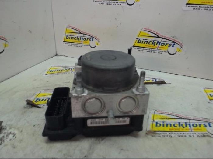 Usagé Bloc ABS Fiat Punto Evo (199) 1.3 JTD Multijet 85 16V Euro 5 Prix € 94,50 Règlement à la marge proposé par Binckhorst BV