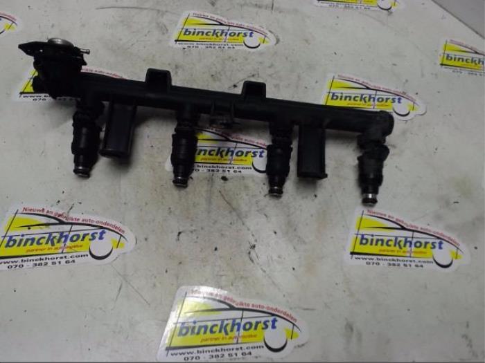 Usagé Système d'injection Peugeot 306 (7D) 1.8 16V Prix € 52,50 Règlement à la marge proposé par Binckhorst BV