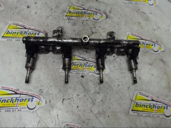 Usagé Système d'injection Citroen C4 Grand Picasso (UA) 1.6 16V THP Sensodrive,GT THP Prix € 105,00 Règlement à la marge proposé par Binckhorst BV