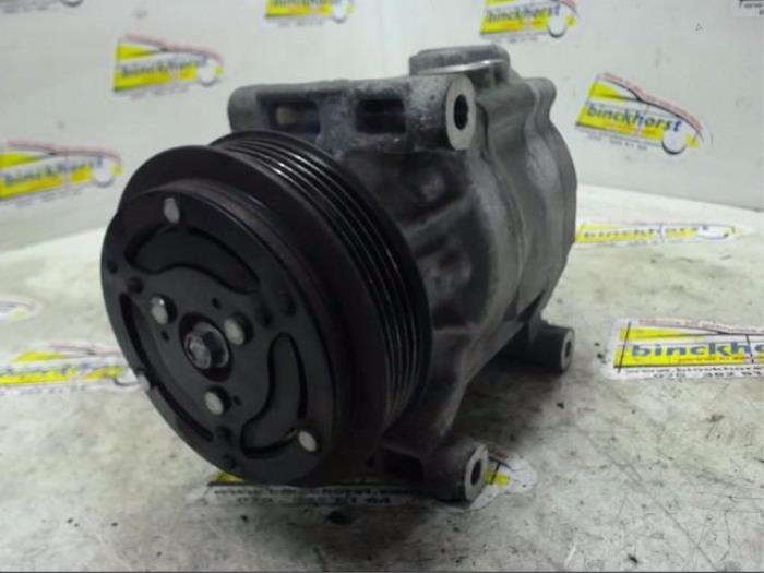 Usagé Pompe clim Ford Ka II 1.2 Prix € 72,45 Règlement à la marge proposé par Binckhorst BV