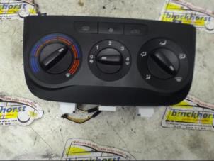 Used Heater control panel Fiat Grande Punto (199) 1.3 JTD Multijet 16V Price € 30,45 Margin scheme offered by Binckhorst BV