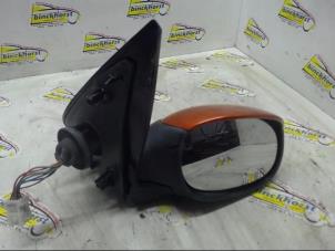 Used Wing mirror, right Peugeot 206 (2A/C/H/J/S) 1.4 XR,XS,XT,Gentry Price € 26,25 Margin scheme offered by Binckhorst BV
