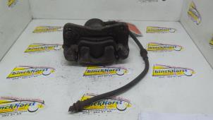 Used Front brake calliper, right Nissan Almera (N15) 2.0 GX Diesel Price € 42,00 Margin scheme offered by Binckhorst BV