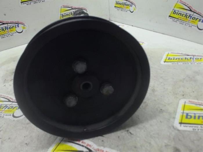 Usagé Pompe de direction BMW 3 serie (E46/4) 316i Prix € 47,25 Règlement à la marge proposé par Binckhorst BV