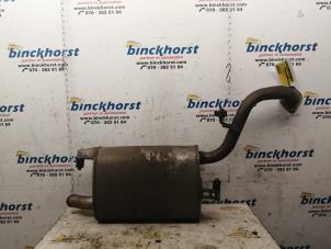 Auspuff Enddämpfer van een Toyota Corolla Verso (R10/11) 2.0 D-4D 16V 2004