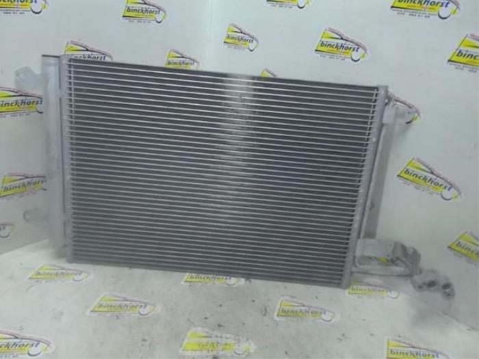 Air conditioning radiator from a Volkswagen Golf VI (5K1) 1.6 TDI 16V 2011