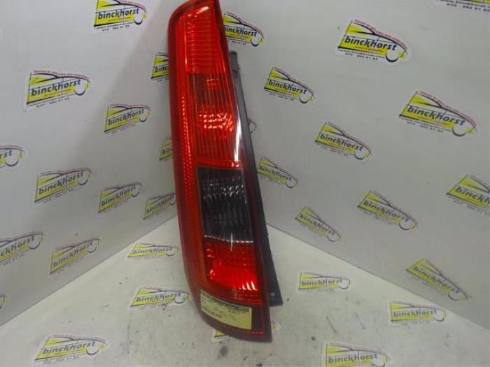 Taillight, left from a Ford Fiesta 5 (JD/JH) 1.6 16V 2005