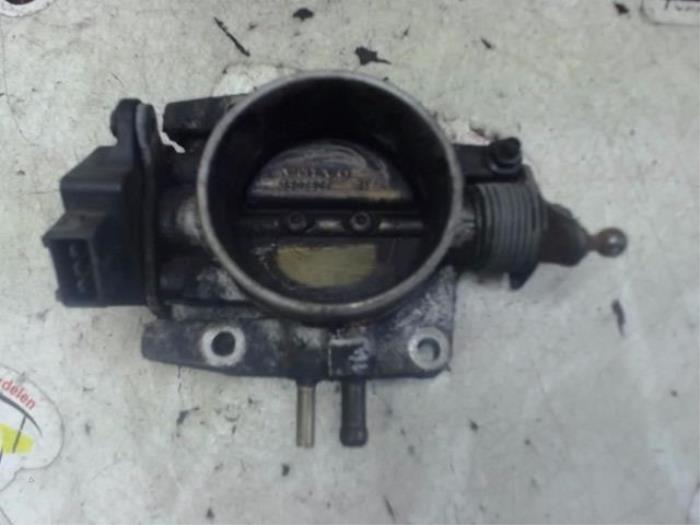 Usagé Boitier papillon Volvo 850 Estate 2.0i 10V Prix € 42,00 Règlement à la marge proposé par Binckhorst BV