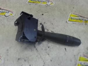 Used Wiper switch Renault Master III (FD/HD) 2.5 dCi 120 FAP Price € 38,12 Inclusive VAT offered by Binckhorst BV