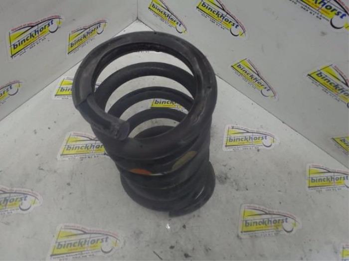 Rear coil spring from a Volvo XC90 I 3.2 24V 2007