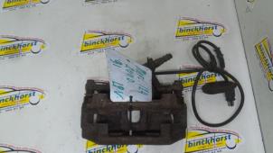 Used Front brake calliper, left Mercedes 200 - 500 Price € 42,00 Margin scheme offered by Binckhorst BV