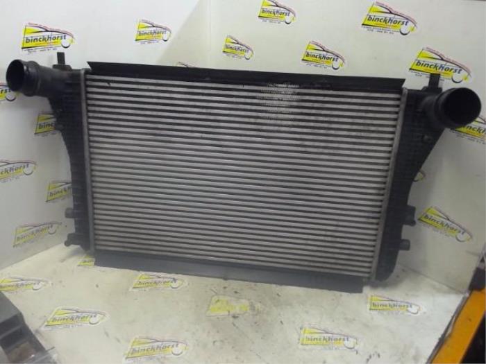 Used Intercooler Volkswagen Passat Variant (3C5) 2.0 TDI 16V 140 Price € 68,25 Margin scheme offered by Binckhorst BV