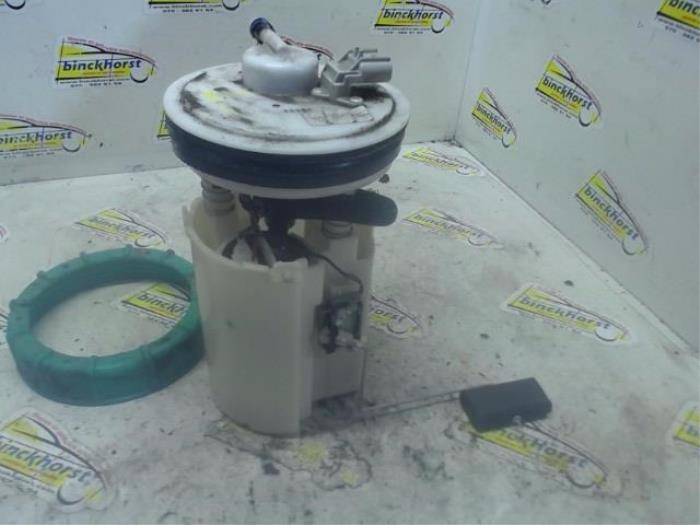 Usagé Pompe à carburant Chrysler PT Cruiser 2.0 16V Prix € 52,50 Règlement à la marge proposé par Binckhorst BV