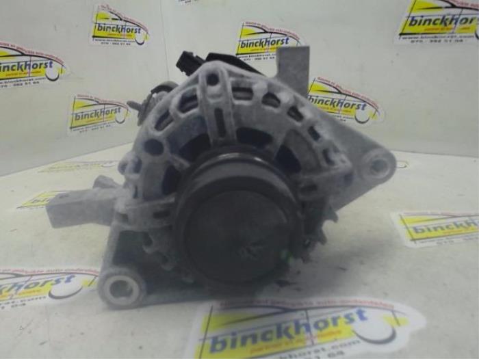 Used Dynamo Toyota Yaris III (P13) 1.33 16V Dual VVT-I Price € 52,50 Margin scheme offered by Binckhorst BV