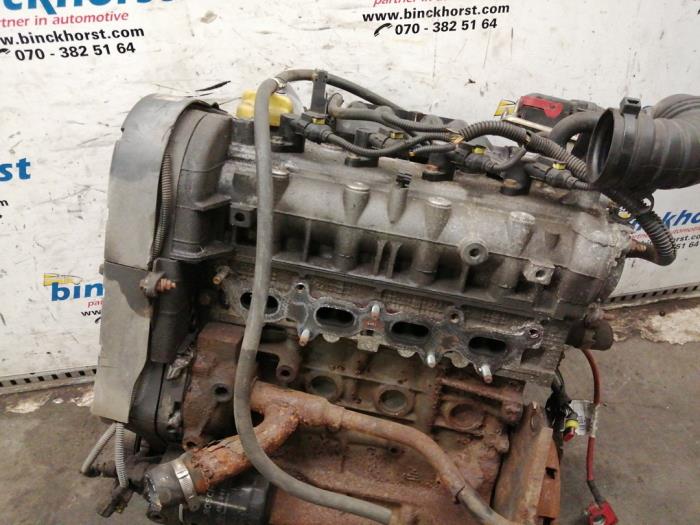 Engine from a Fiat Idea (350AX) 1.4 16V 2005