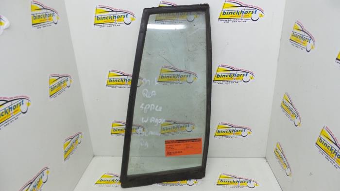 Usados Ventanilla triangular derecha detrás Mitsubishi Space Wagon Precio € 31,50 Norma de margen ofrecido por Binckhorst BV