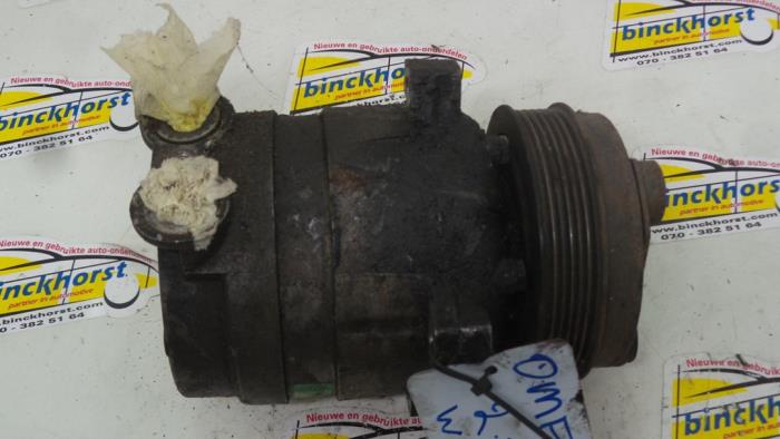 Usagé Pompe clim Opel Omega B (25/26/27) 2.0i 16V Prix € 73,50 Règlement à la marge proposé par Binckhorst BV