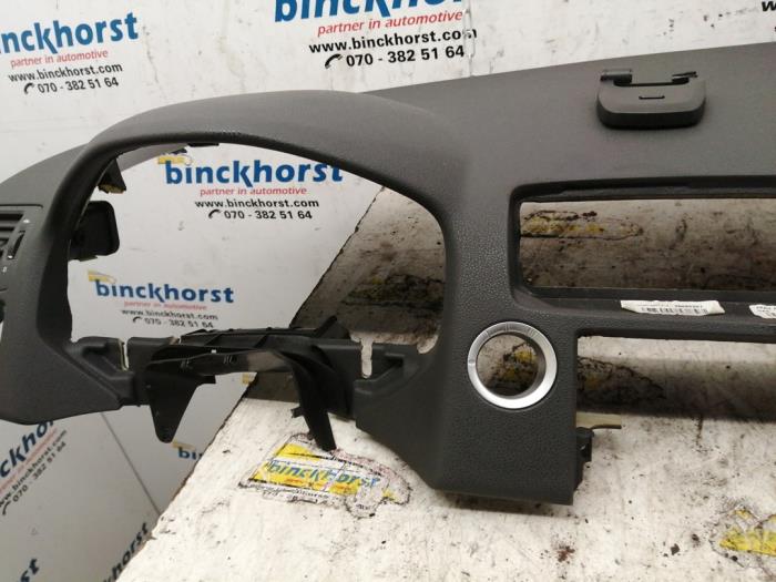 Panel z Volvo V50 (MW) 2.0 D 16V 2008