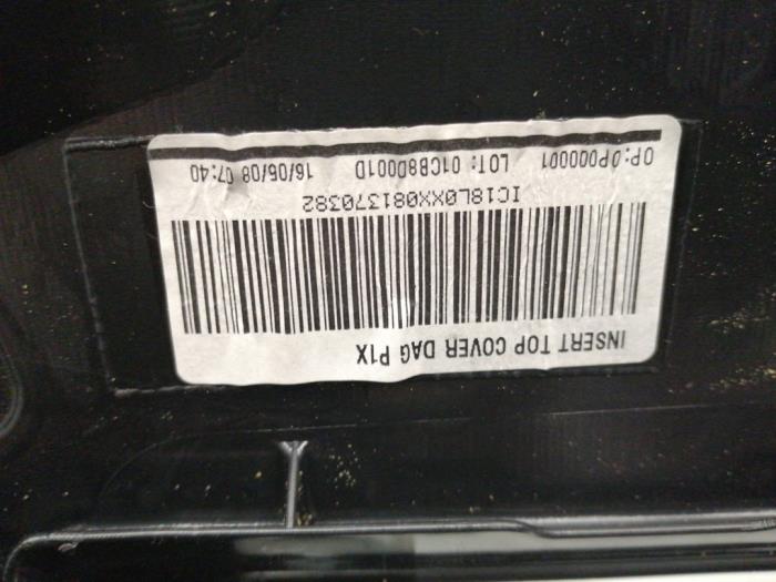 Panel z Volvo V50 (MW) 2.0 D 16V 2008