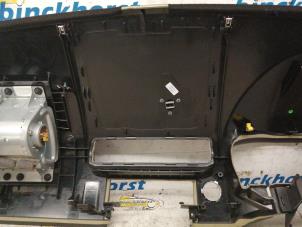 Panel z Volvo V50 (MW) 2.0 D 16V 2008