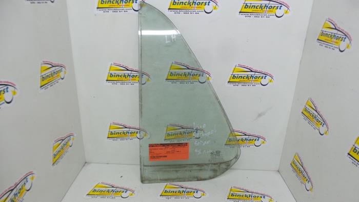 Usados Ventanilla triangular izquierda detrás Kia Sephia (FA/FB22) 1.6i Precio € 31,50 Norma de margen ofrecido por Binckhorst BV
