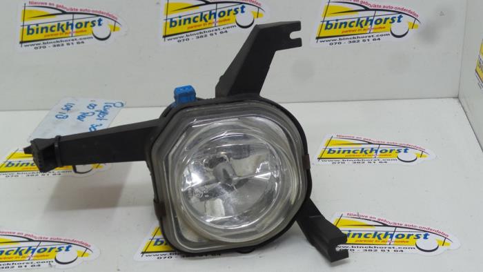 Używane Halogen prawy Peugeot 306 (7A/C/S) 2.0 16V Cena € 10,50 Procedura marży oferowane przez Binckhorst BV