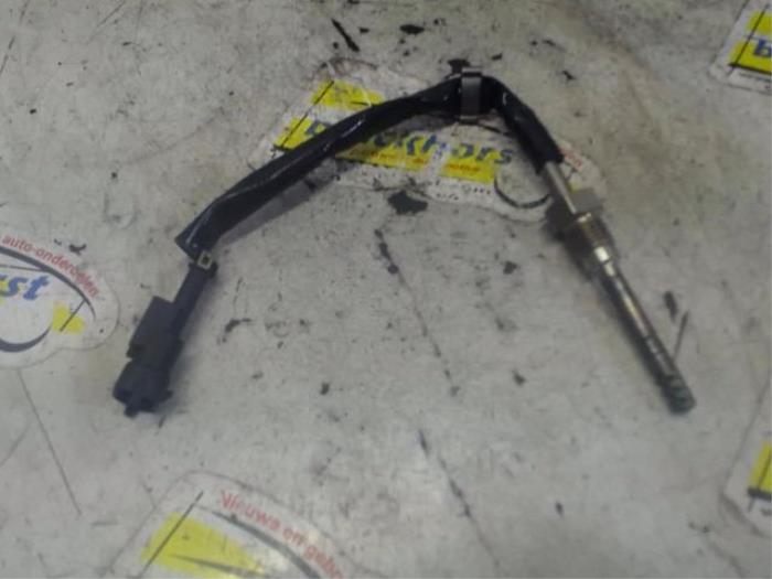 Begagnade Partikelfiltersensor Chevrolet Captiva (C140) 2.2 D 16V 4x4 Pris € 52,50 Marginaltabell erbjuds av Binckhorst BV