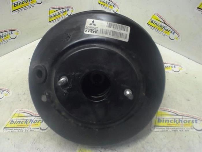 Usagé Servo frein Mitsubishi Colt (Z2/Z3) 1.3 16V Prix € 31,50 Règlement à la marge proposé par Binckhorst BV