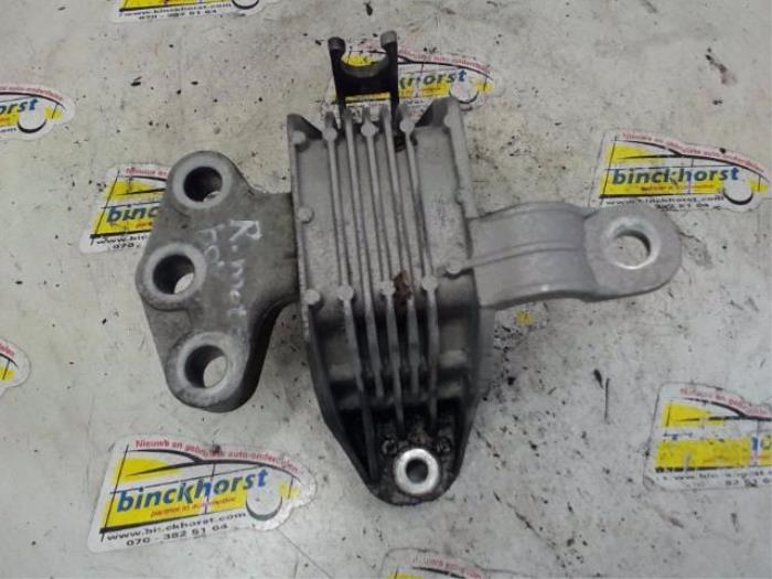 Usagé Support moteur Opel Astra J Sports Tourer (PD8/PE8/PF8) 1.3 CDTI 16V ecoFlex Prix € 31,50 Règlement à la marge proposé par Binckhorst BV