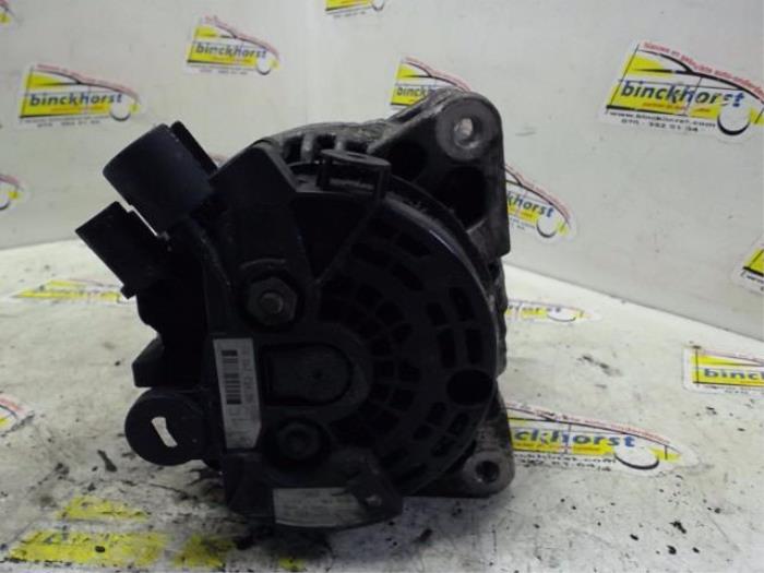 Dynamo van een Peugeot 206 (2A/C/H/J/S) 2.0 XS,XT HDi 2003